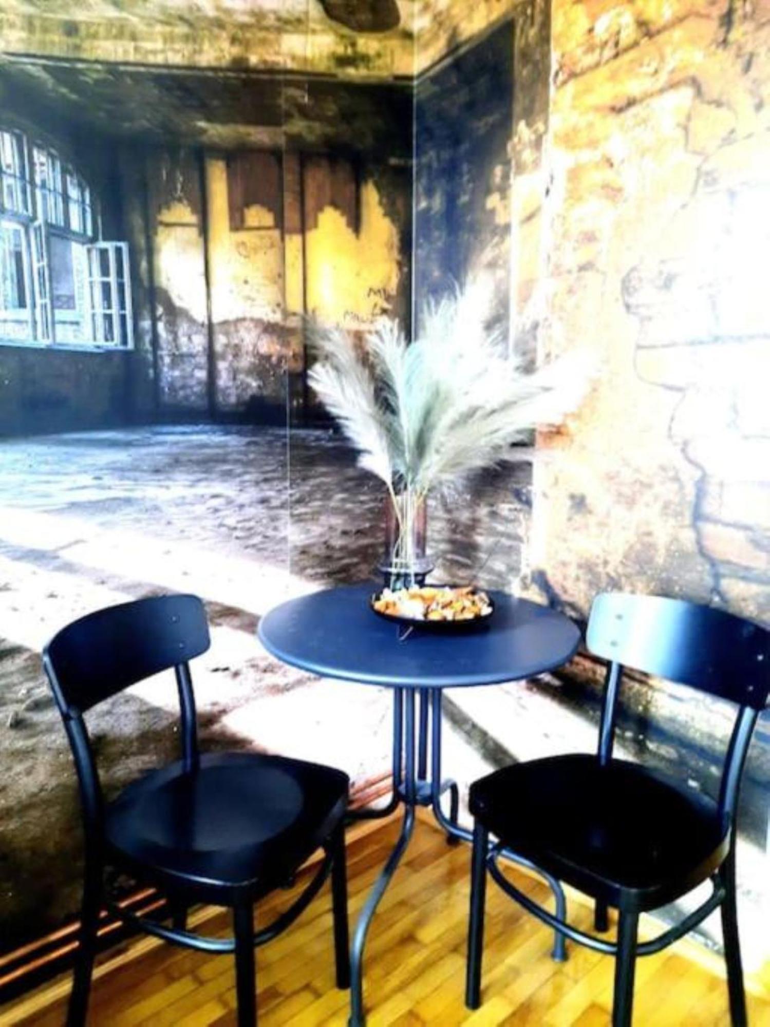 One Bedroom By The Park Old Town Belle Vue *